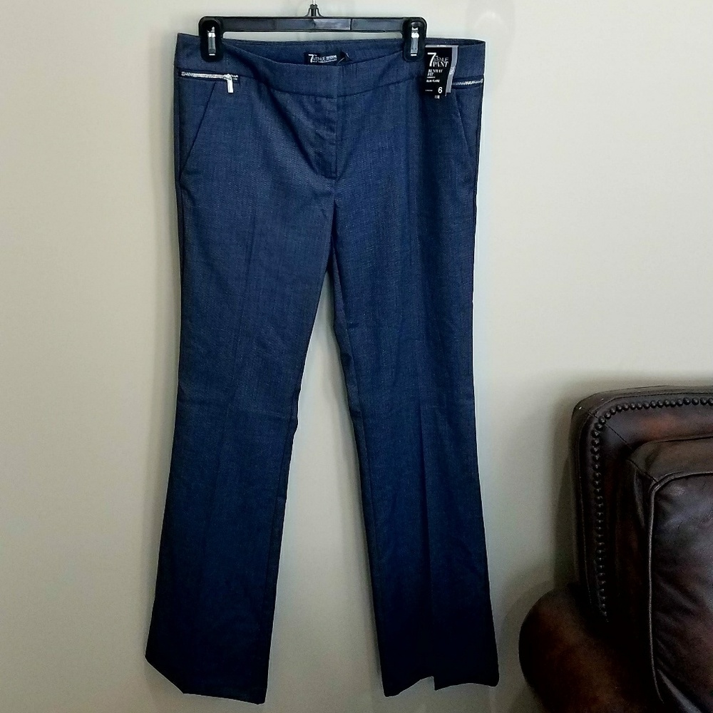 Nwt 6L blue dress pants with slim flare leg